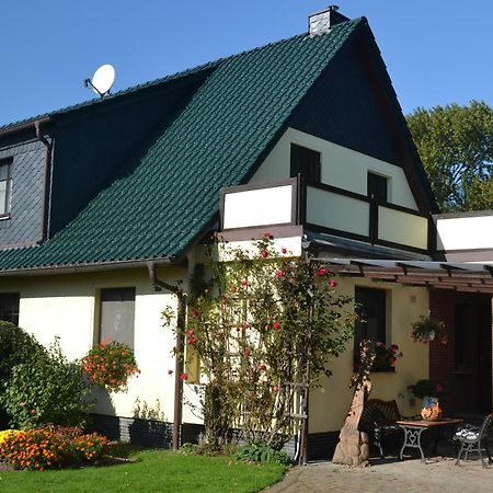Ferienwohnung 2 Bei Familie Saupe Schaprode Exteriör bild