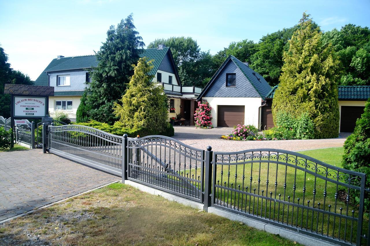 Ferienwohnung 2 Bei Familie Saupe Schaprode Exteriör bild